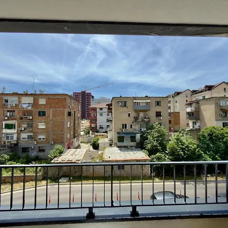 Apartman Urban Oasis Pertrela