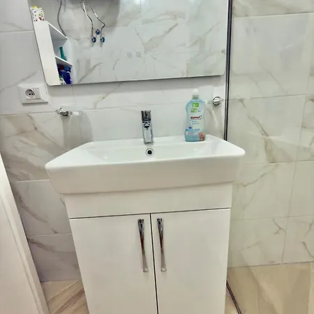 Apartman Urban Oasis Pertrela *