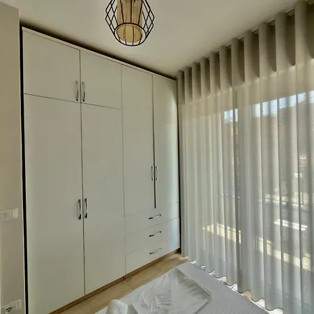 Apartman Urban Oasis Pertrela *