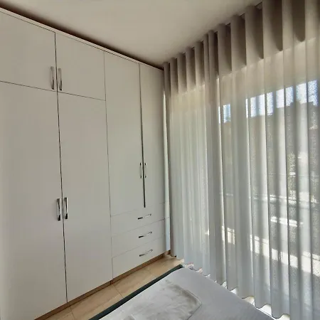 Urban Oasis Pertrela Apartman Tirana